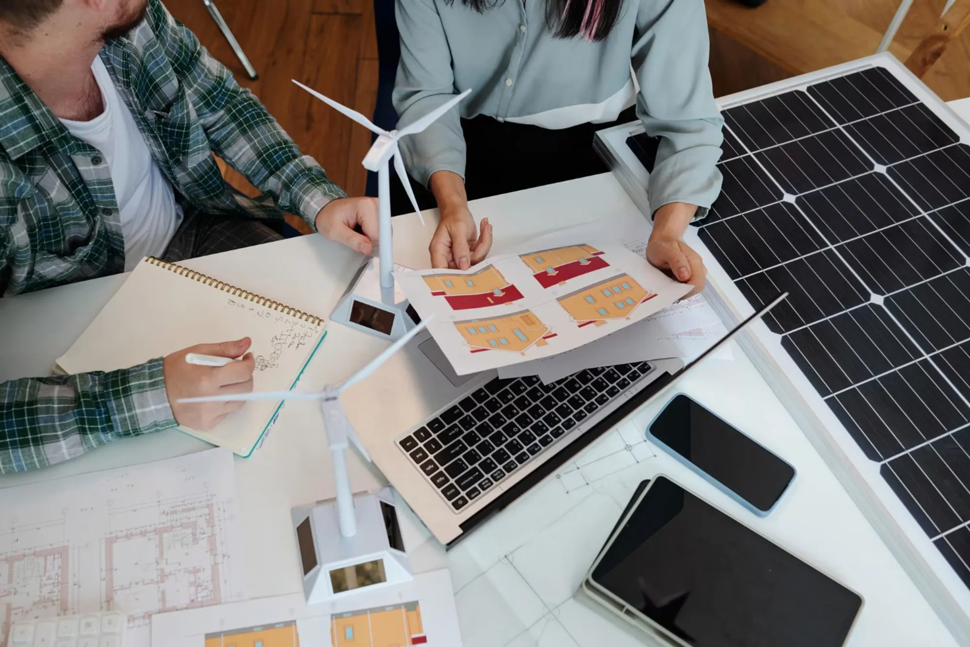 Imagen de portada: Cómo bajar la potencia contratada en Córdoba: Guía paso a paso 2025